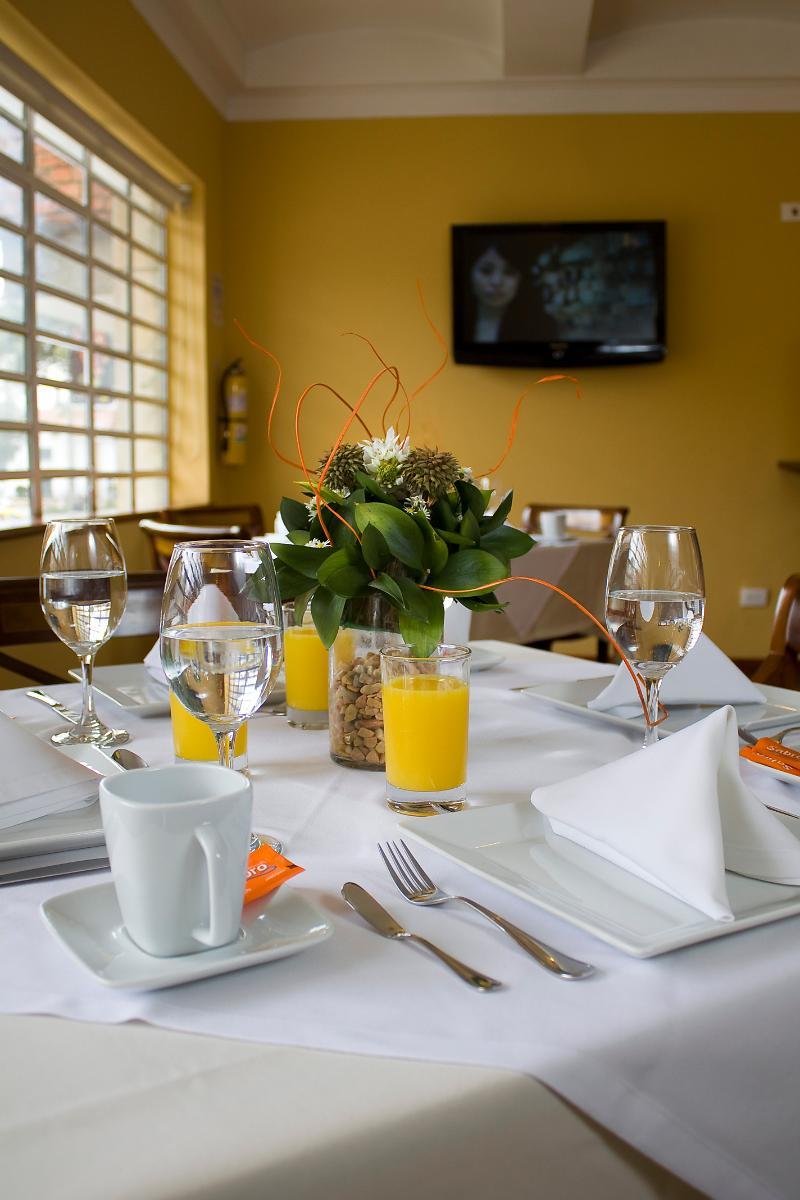 Teusaquillo Boutique Hotel Bogotá Exteriör bild
