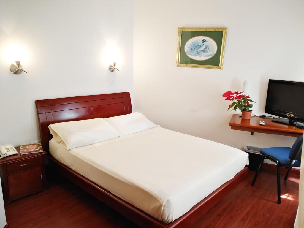 Teusaquillo Boutique Hotel Bogotá Exteriör bild
